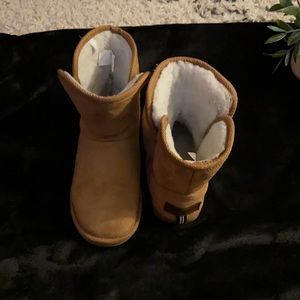 Women’s size 5/6 Nautica boots